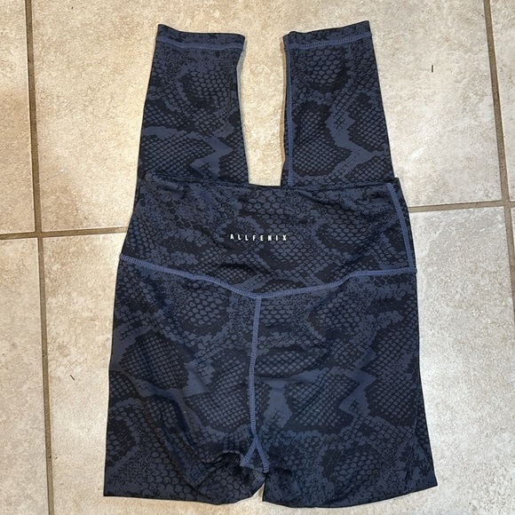 All Fenix Navy Python Snake Full Length Athletic Leggings XS - Picture 6 of 6